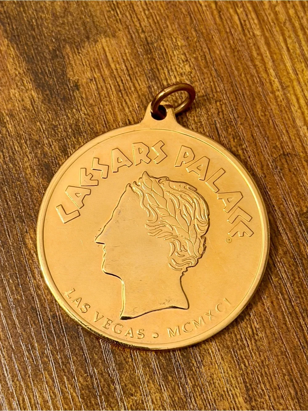 Vintage 1991 Caesars Palace Las Vegas 25th Anniversary Gold Tone Medallion